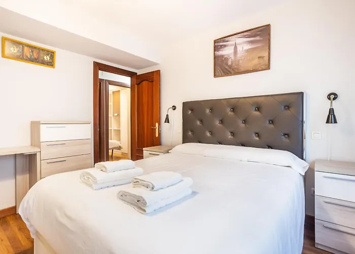 Apartman Argueelles - 3 Hab Y 1 Bano - 5 Pax - Vut-5675-as